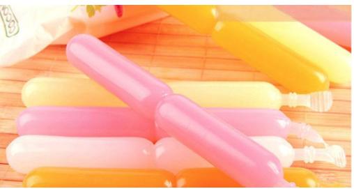 他靠卖小吃摊成了亿万富翁,靠卖干果炒货起家的富豪