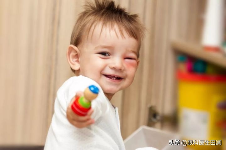 小孩眼睛被戳到白眼球充血怎么办,眼球被笔扎破会失明吗