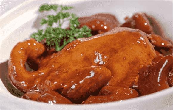 花雕鸡用哪种花雕,绍兴花雕酒女儿红贵吗