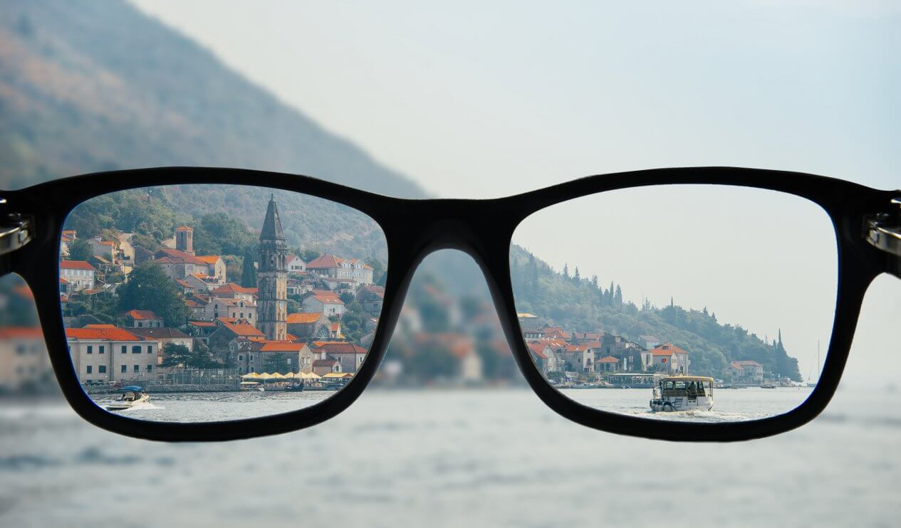 近视眼激光手术后20年后的后遗症,权威讲解近视眼手术的利弊