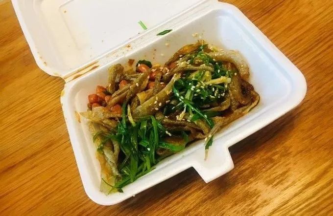 这几条美食街才是人气最旺的地方,最值得去的10条美食街