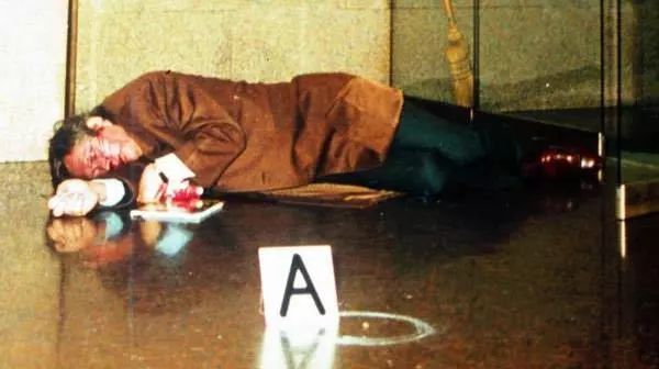 Gucci版宫心计!家族兄弟内斗,父子反目,买凶弑夫