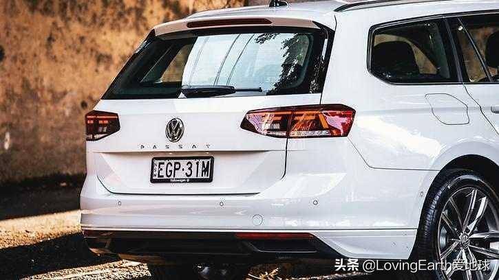 大众帕萨特2024款380豪华驾车感受,大众车最新款帕萨特
