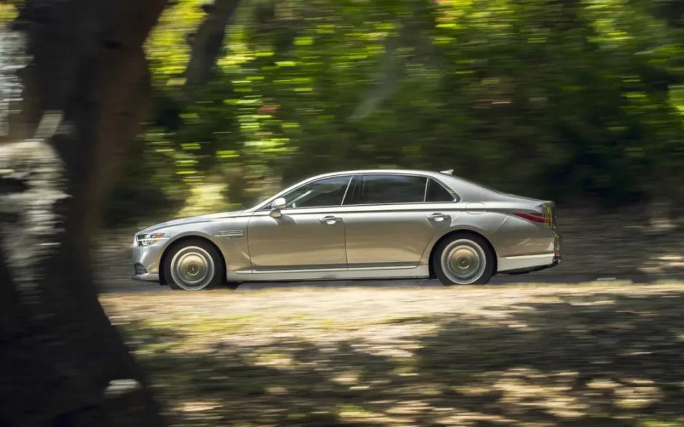 现代进口帕里斯帝尺寸,现代进口帕里斯帝用的谁的发动机