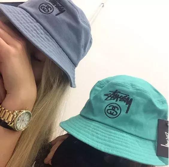 秋冬也不忘凹造型 (冬季凹造型必备)