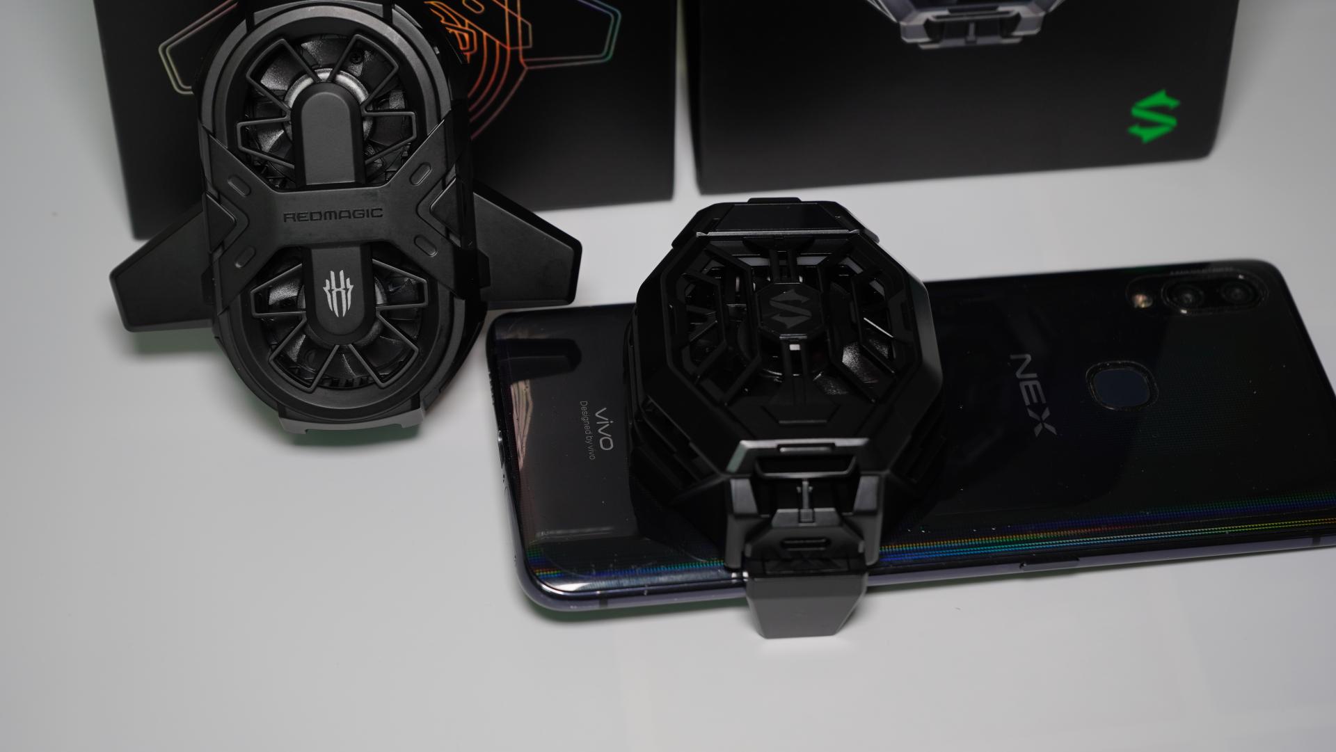 黑鲨冰封散热背夹pro对比红魔,黑鲨散热背夹2pro和红魔对比