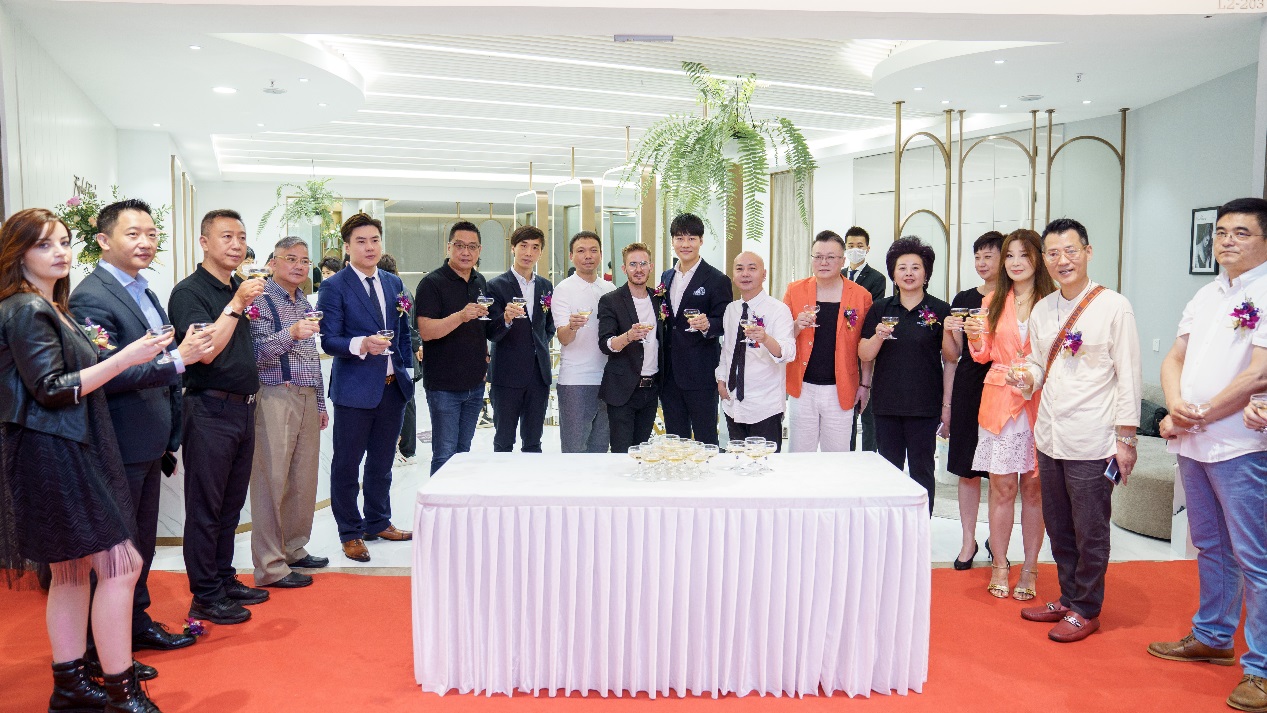 拉斐派瑞巴黎美发青岛,拉斐派瑞巴黎美发旗舰店