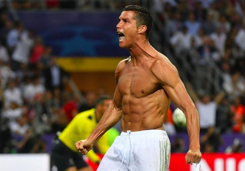 超厉害的腹肌男孩,六岁小孩能练出肌肉和腹肌