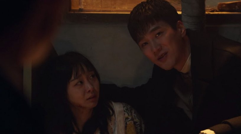 韩剧《梨泰院Class》15集朴叙俊被虐惨!朴叙俊命危又下跪又哭喊