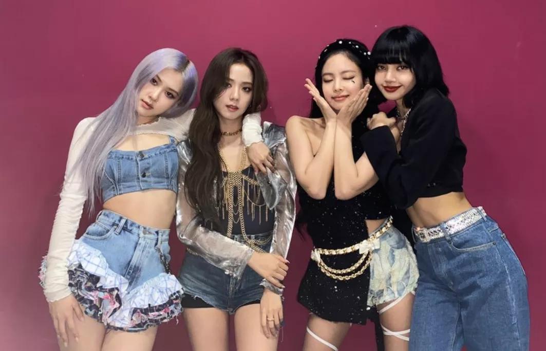 韩团对粉丝的态度和评价,韩团对粉丝的态度