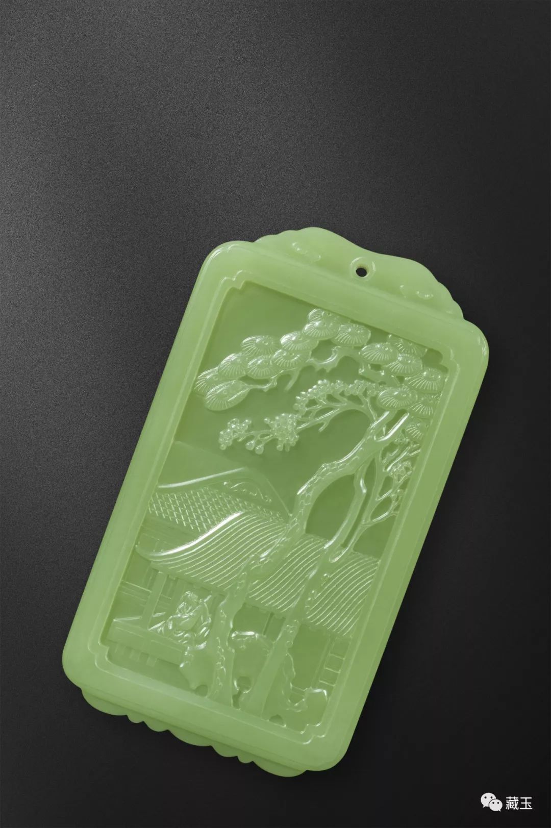 和田玉牌上的闲情幽曲