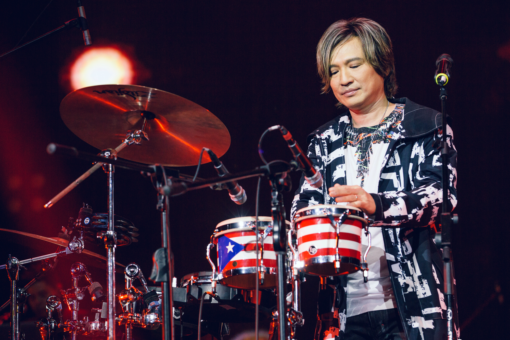 beyond黄家驹最不起眼却是主唱,beyond灵魂黄家驹