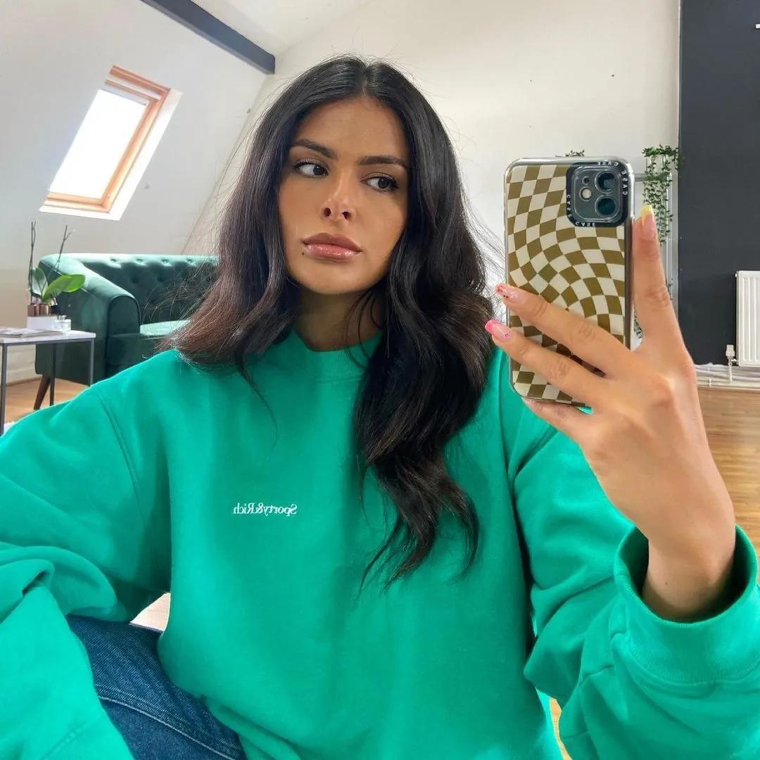 气质针织秋冬穿搭一整套,明星同款针织衫日常穿搭