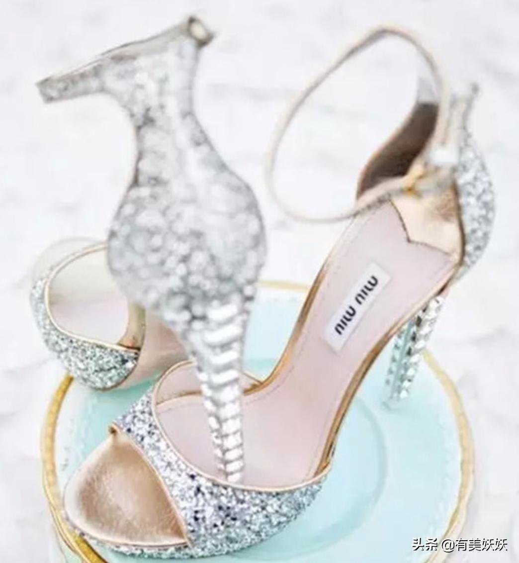 灰姑娘的水晶鞋有多好看,灰姑娘水晶鞋奢侈品