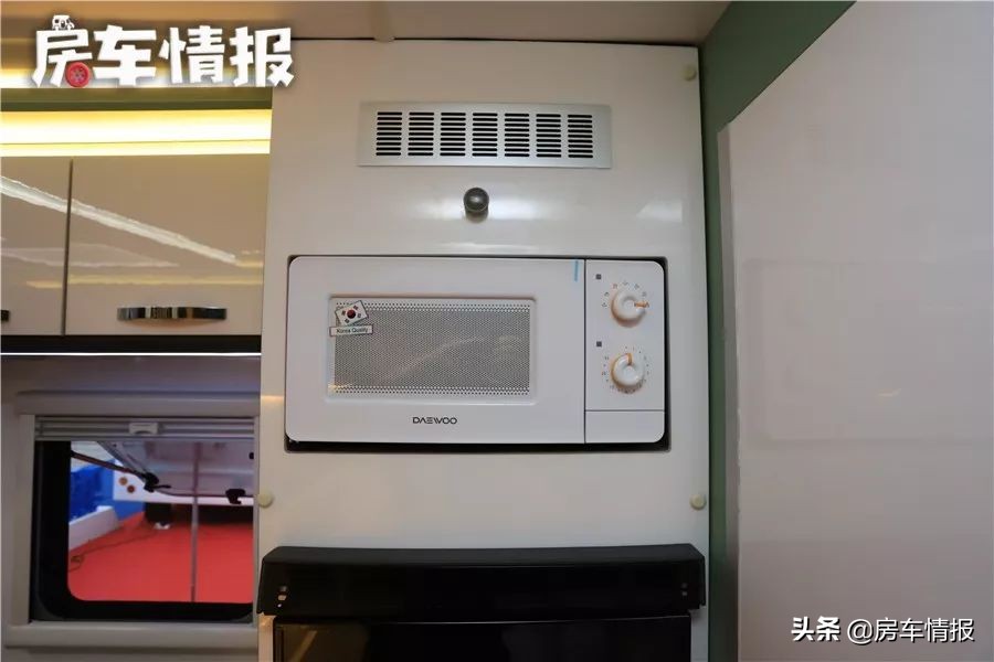 升降大床房车,可升降空间房车