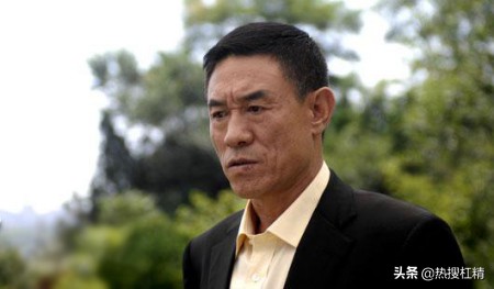 郭富城被女粉丝“仙人跳”过，杜淳父亲也自称被44岁大姐姐套路了