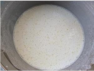 在家普通米制作肠粉米浆视频,自己在家也可以做美味肠粉