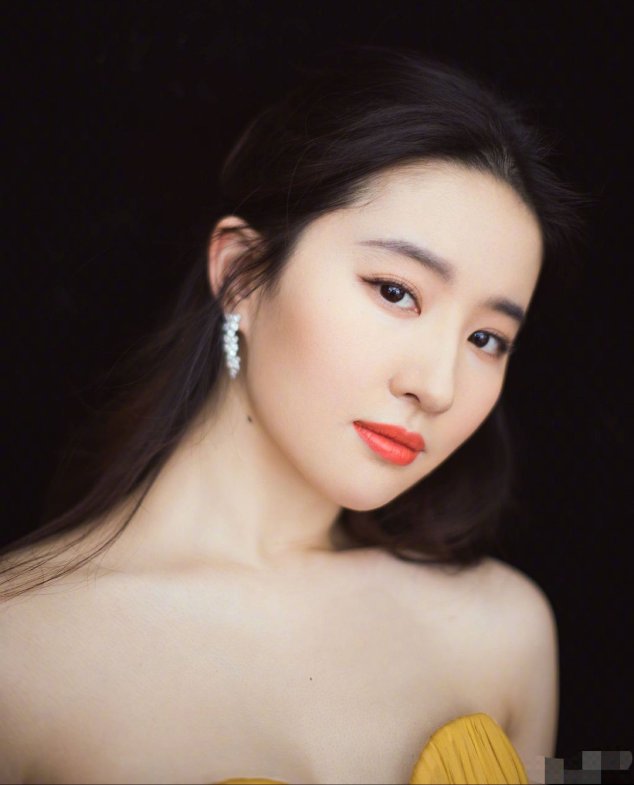 有这四种眼型的女生颜值肯定不低,什么眼型的女人眼睛最好看