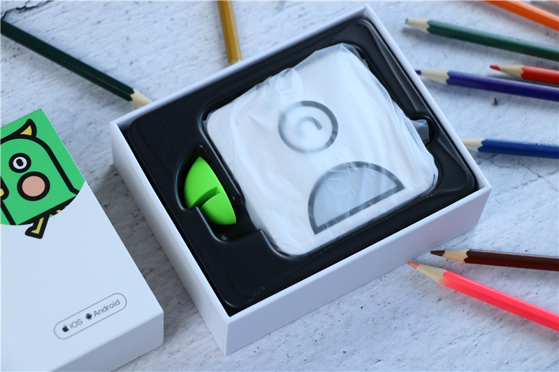 巴掌大小的打印照片的机器,手掌大小的微型口袋书打印