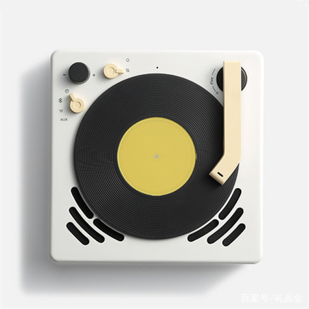 送男友的圣诞礼物推荐 (送男友圣诞礼物推荐)