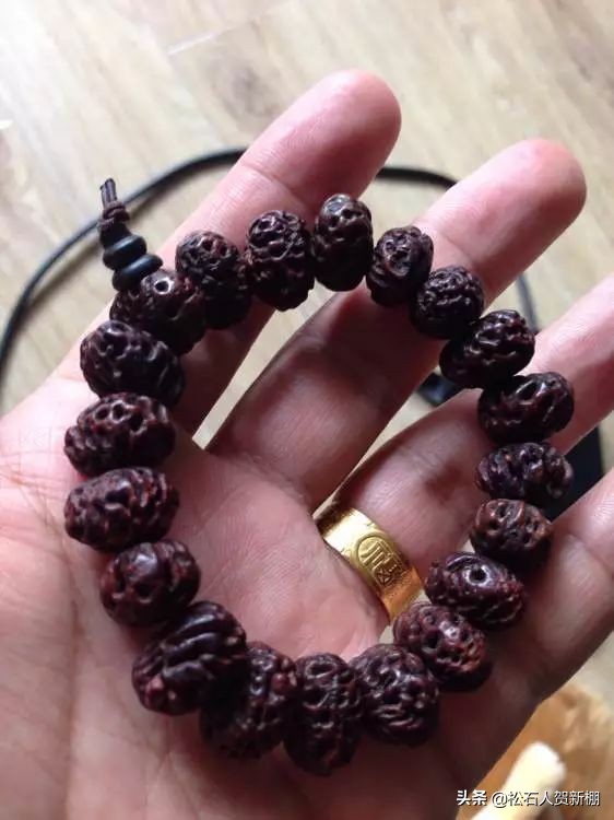 菩提各种盘玩方法,21颗菩提根手串上手效果