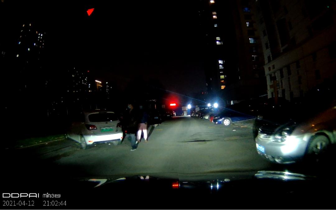 四款平价行车记录仪,五大场景全方位对比测评