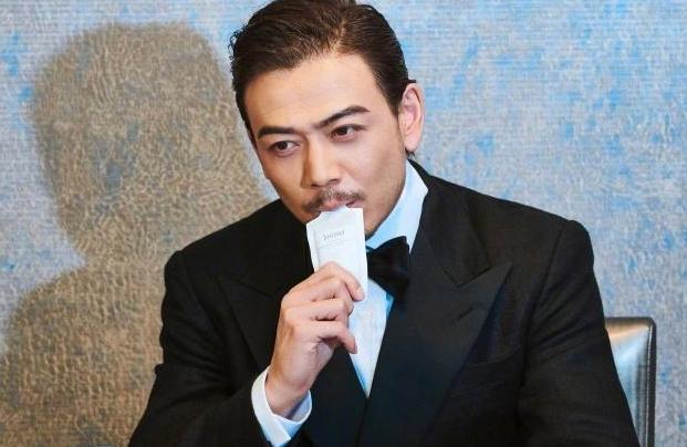 归还世界给你杨烁行走的荷尔蒙,我们都要好好的杨烁行走的荷尔蒙