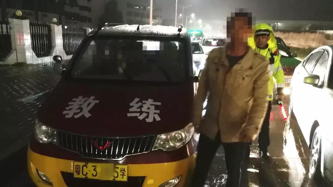 酒精含量141吊销驾驶证还能复议吗,酒驾吹气30吊销驾驶证吗