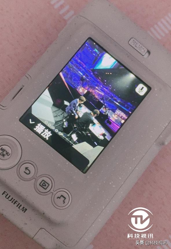 拍立得如何拍出不黑照片,如何用拍立得相机拍出好照片