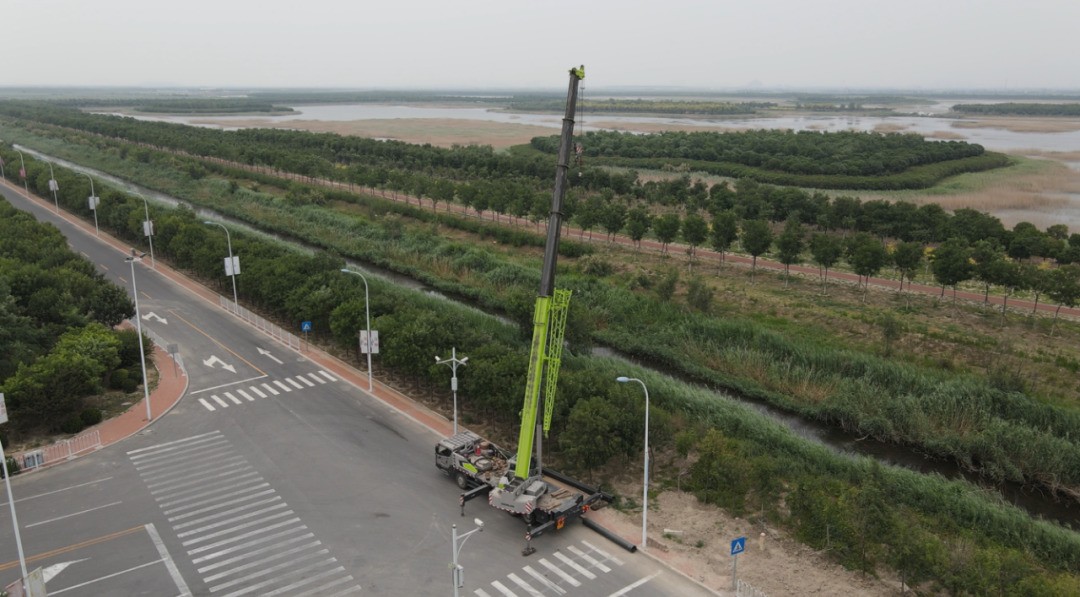 中联重科吊机25吨多少钱一台,中联重科35吨起重机最新款