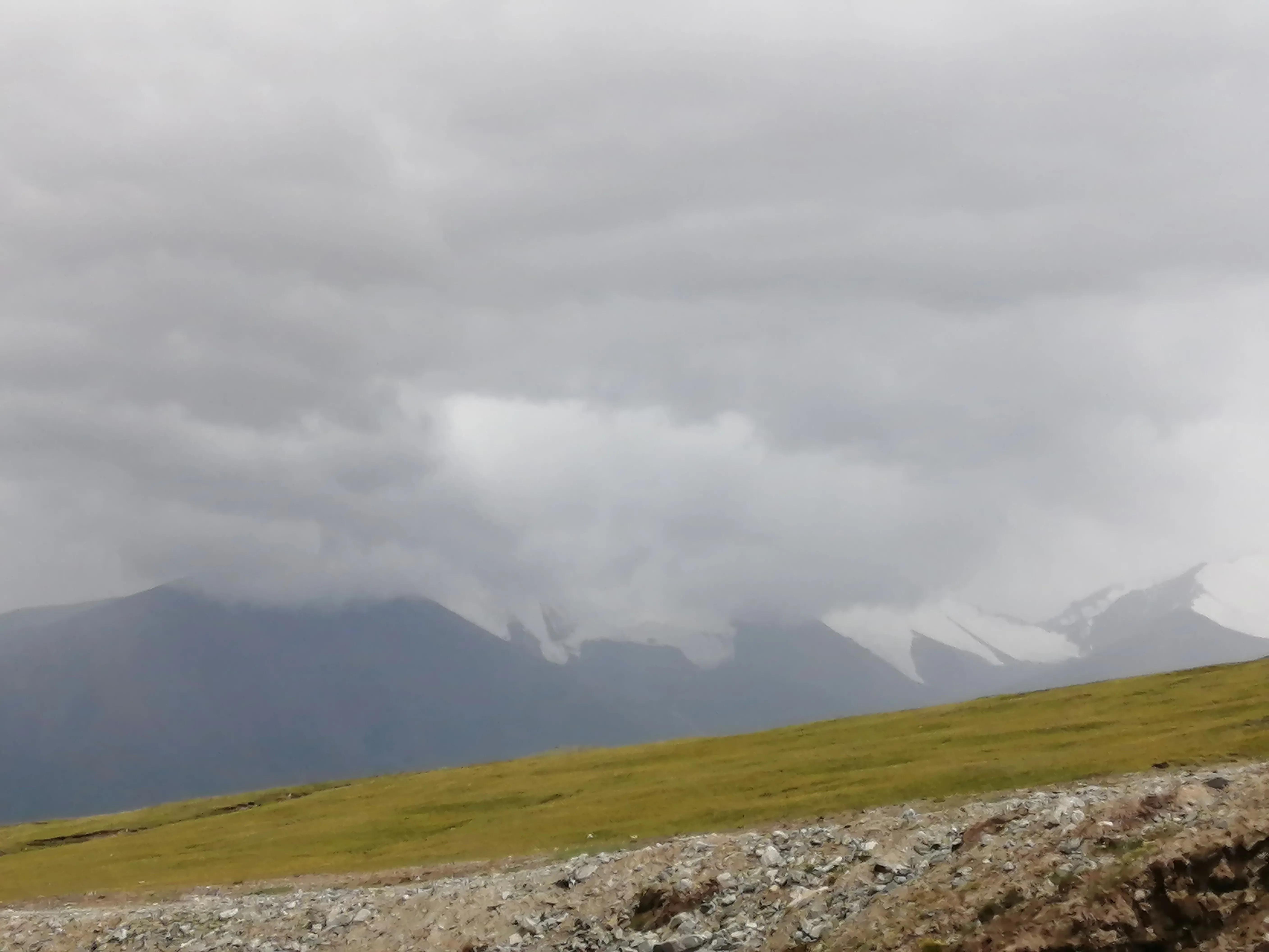 从乌鲁木齐到库尔勒3个小时公路,乌鲁木齐到和静走s301可以吗