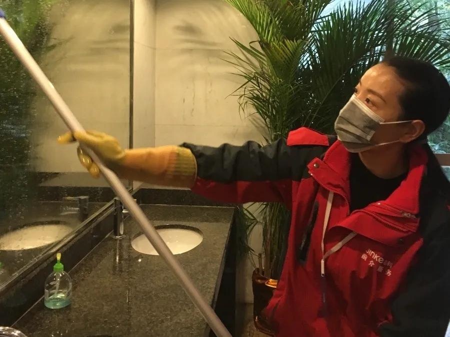 致敬地产人的短句,致敬地产工作者