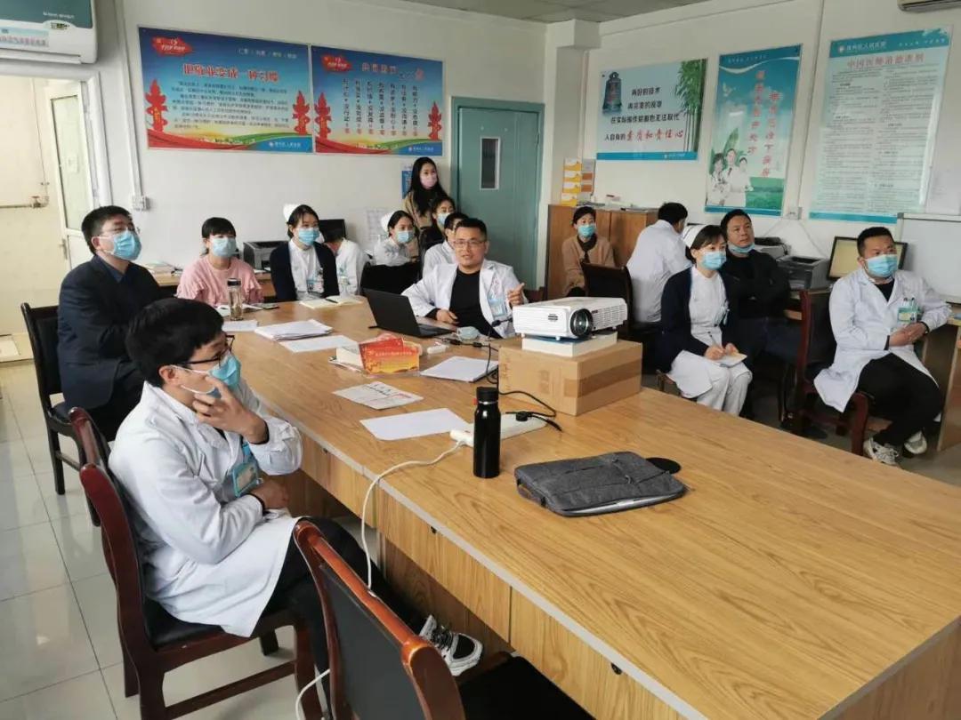 不忘初心砥砺前行抗击疫情,抗击新冠肺炎医疗队逆行出征