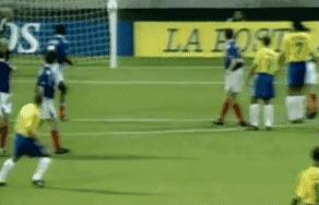 足坛十大重炮手第一名,足球史上最出色的十大重炮手