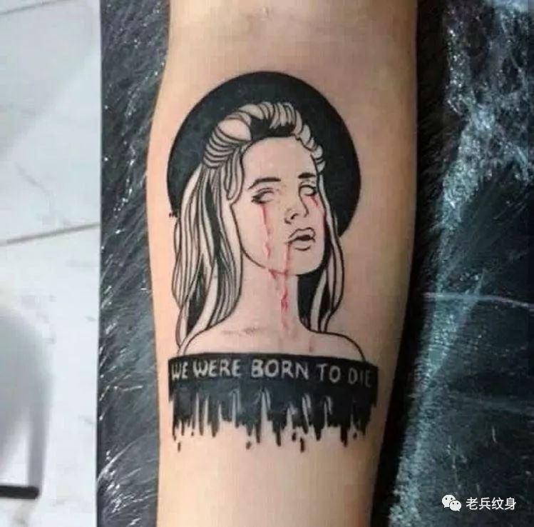 纹身恢复期感觉掉色了,纹身久了颜色变淡需要重新上色吗