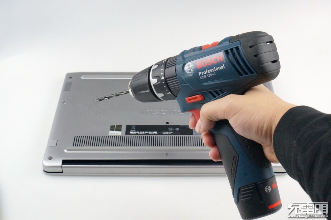 戴尔燃7000换电池用重新装系统吗,戴尔燃7000换电池教程