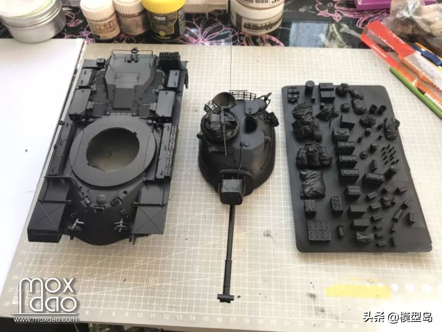 t34-85中型坦克模型,现代1:35主战坦克模型