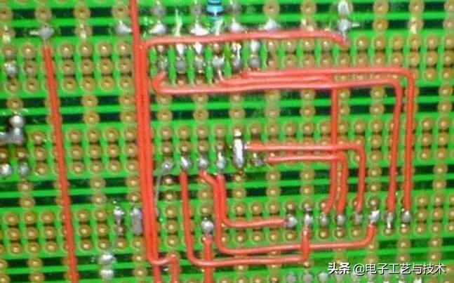 万能板和面包板哪个好做,万能板与面包板的区别