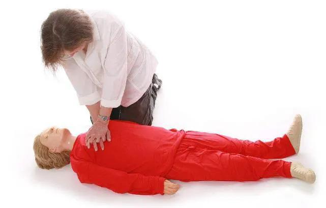 冬季雨天防火知识,雷雨天消防注意事项