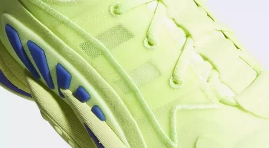 阿迪达斯天足签名鞋,阿迪团队鞋比签名鞋好吗