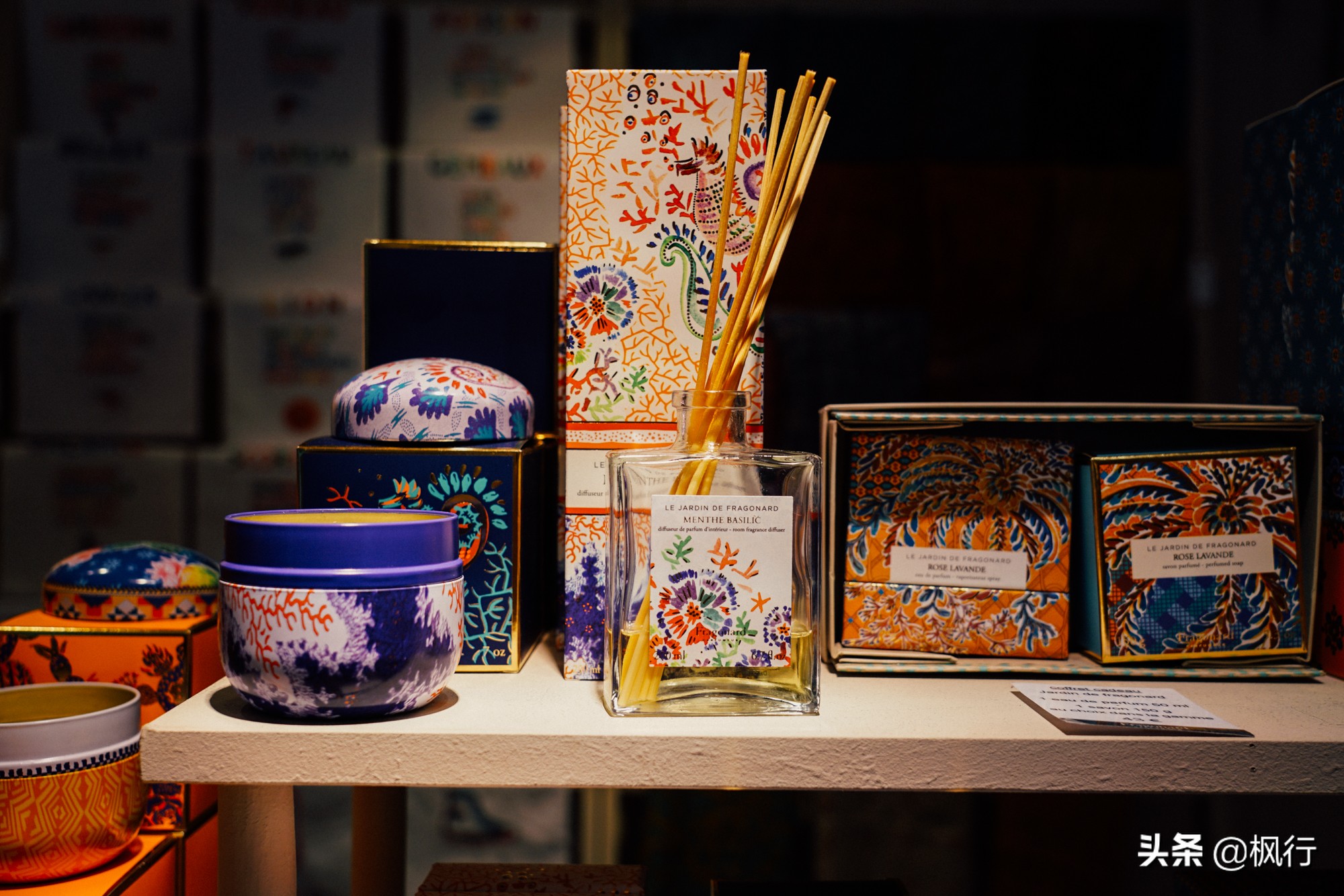 比巴黎浪漫还安全，南法海边的这几个风情小镇，好莱坞电影取景地