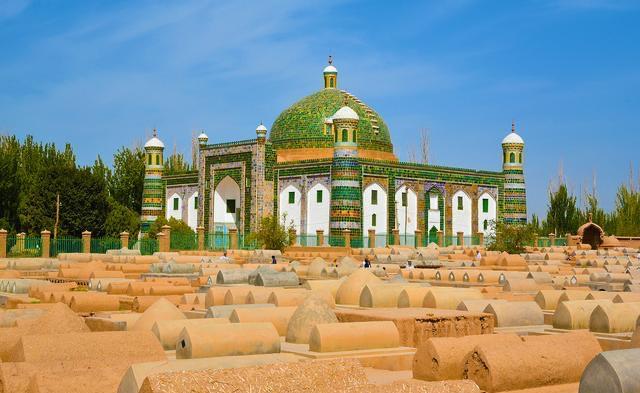 第一次去新疆玩南疆还是北疆合适,去南疆还是南北疆一起去