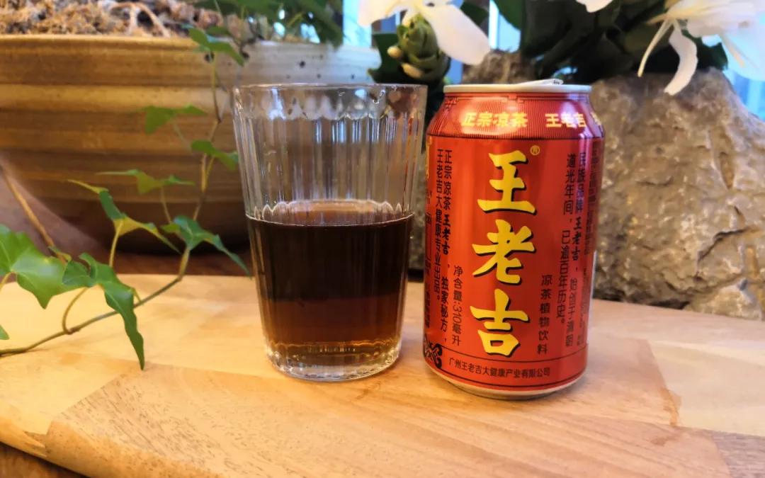 刮痧排毒的作用与功效,刮痧清热除湿的方法是什么