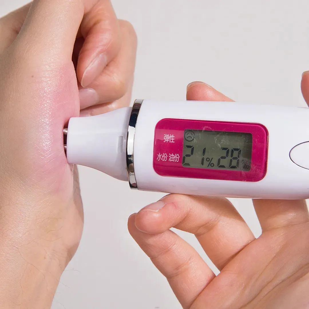 唇膏哪款好用嘟嘟唇,哪款唇膏能让你变成嘟嘟唇