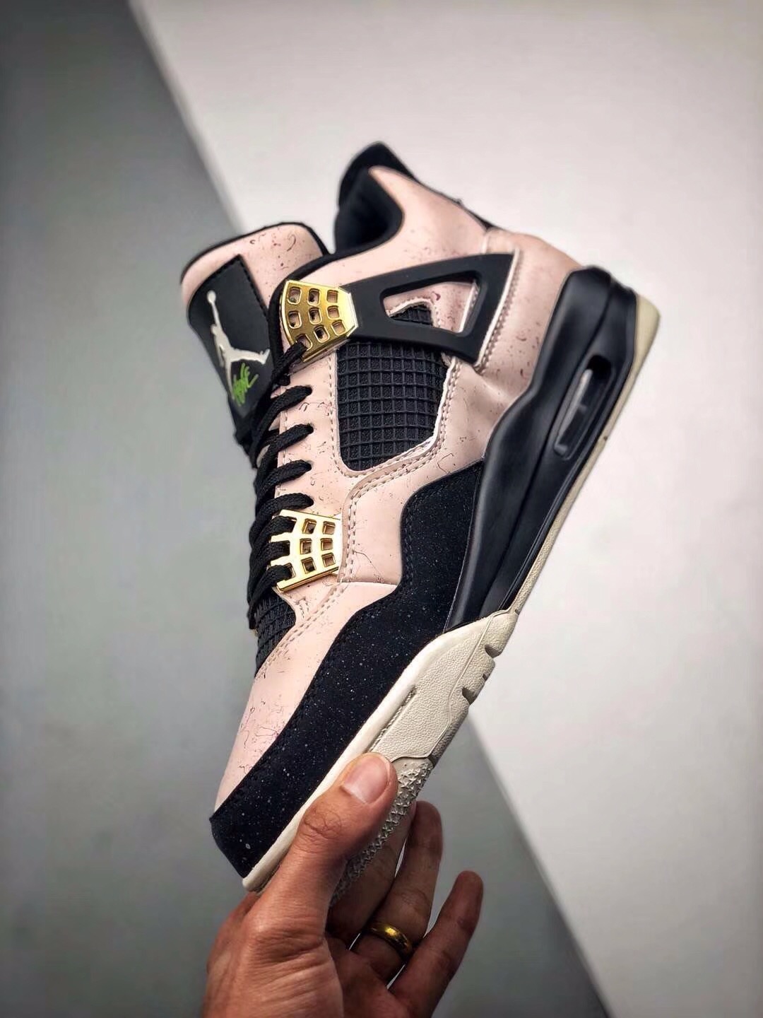 阿迪达斯龙鳞E5,阿迪贝壳头vs耐克aj