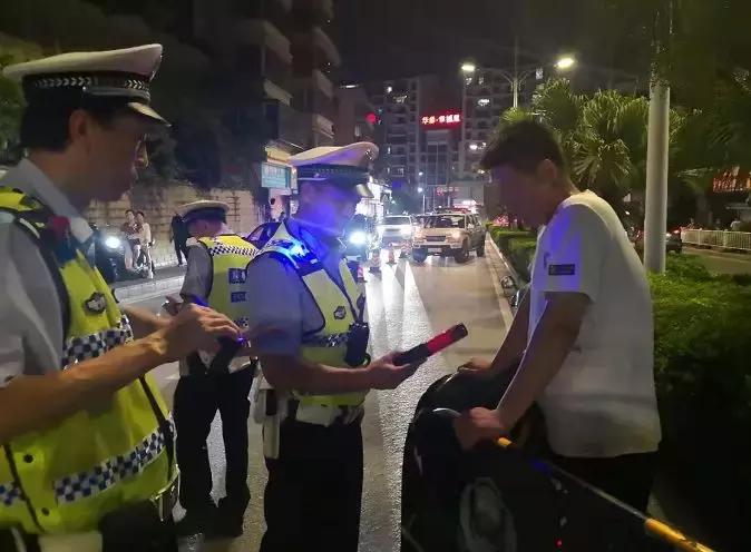 桂林一晚查获38只醉猫”，这种行为等于谋杀！