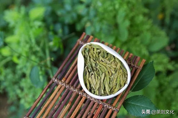 西湖龙井购买渠道的建议，以及购买过程中鉴别茶叶真假的方式