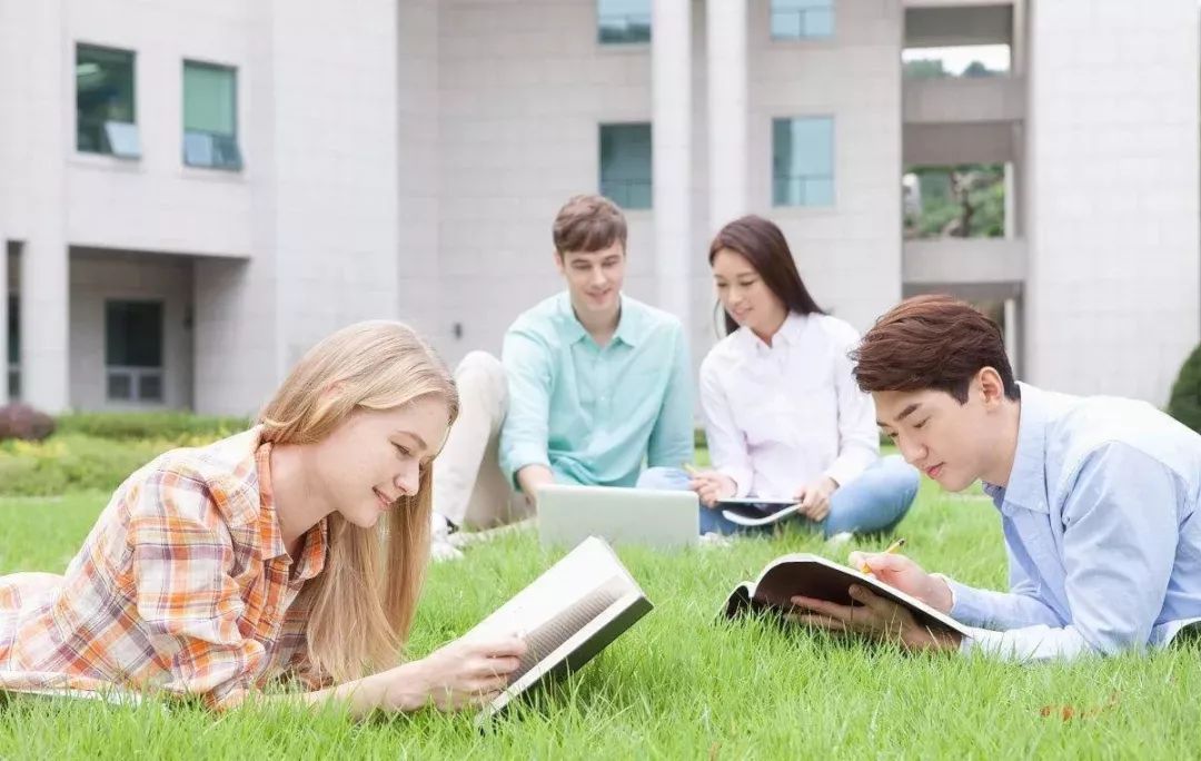 国际心理咨询师证培训机构,国外心理咨询培训