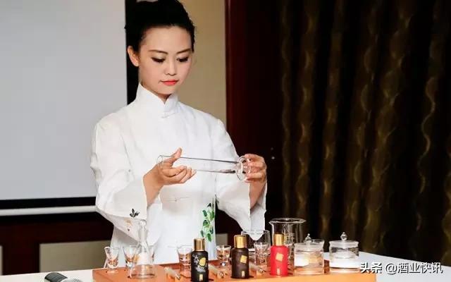 白酒勾兑和酿造酒最大区别是什么,白酒粮食酿造和勾兑酒的鉴别方法