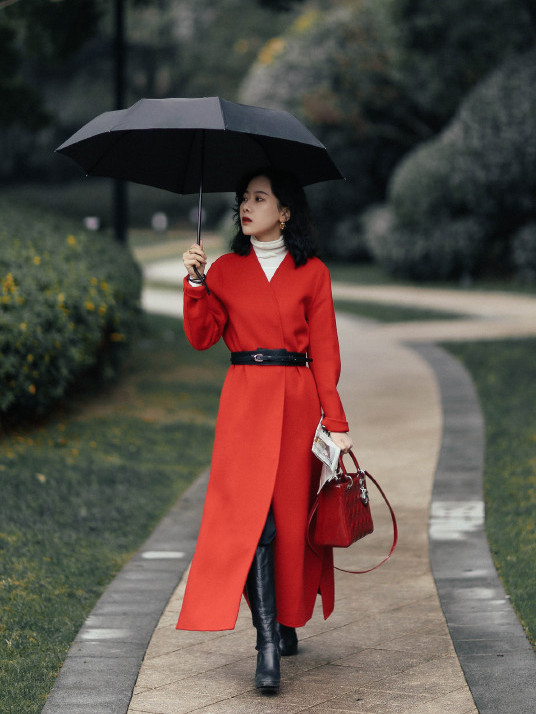 这双鞋子终于火了百搭又时髦,这双靴子绝对是今年秋冬首选